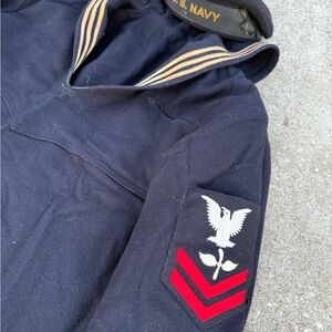 WW2 vintage Men's Navy uniform ensemble with hat